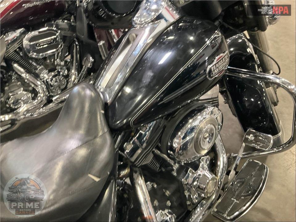 2008 Harley-Davidson FLHTCU ULTRA CLASSIC ELECTRA GLIDE — фото 29