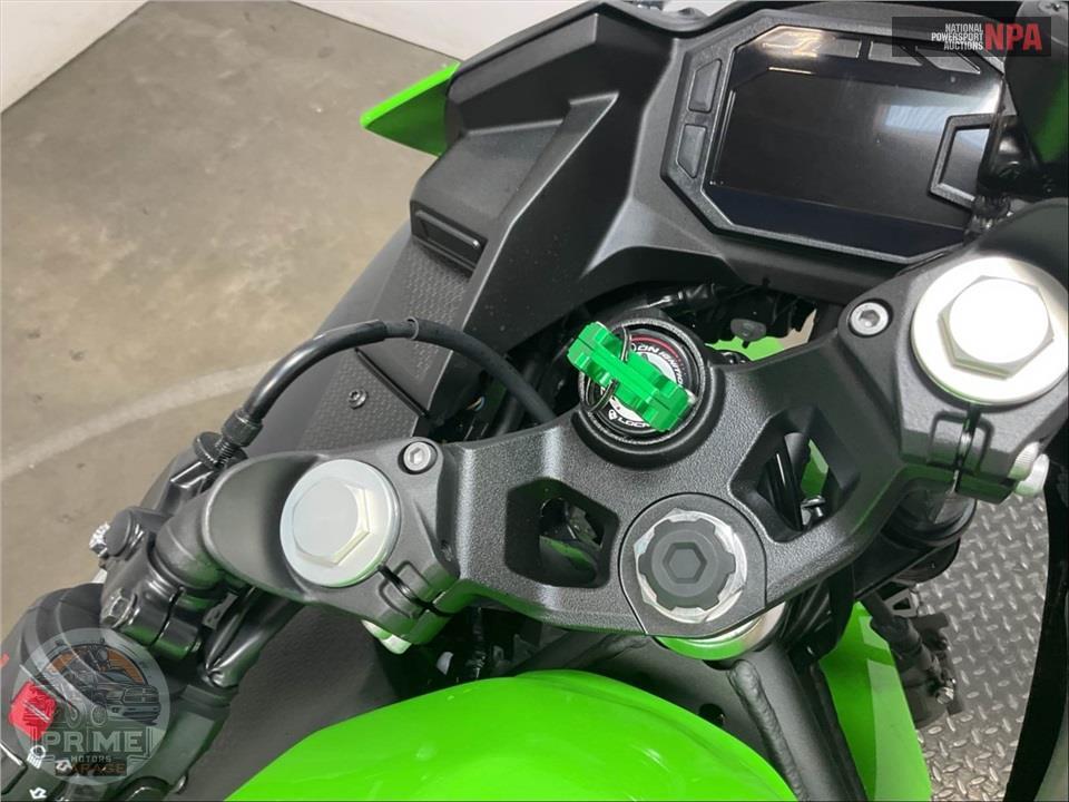 2025 Kawasaki EX500HSFAL NINJA 500 KRT — фото 11