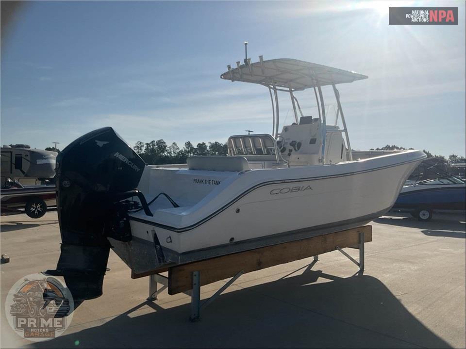 2023 Cobia Boats 237 CENTER CONSOLE L=24/E=1 250 HP MERC OB — фото 4