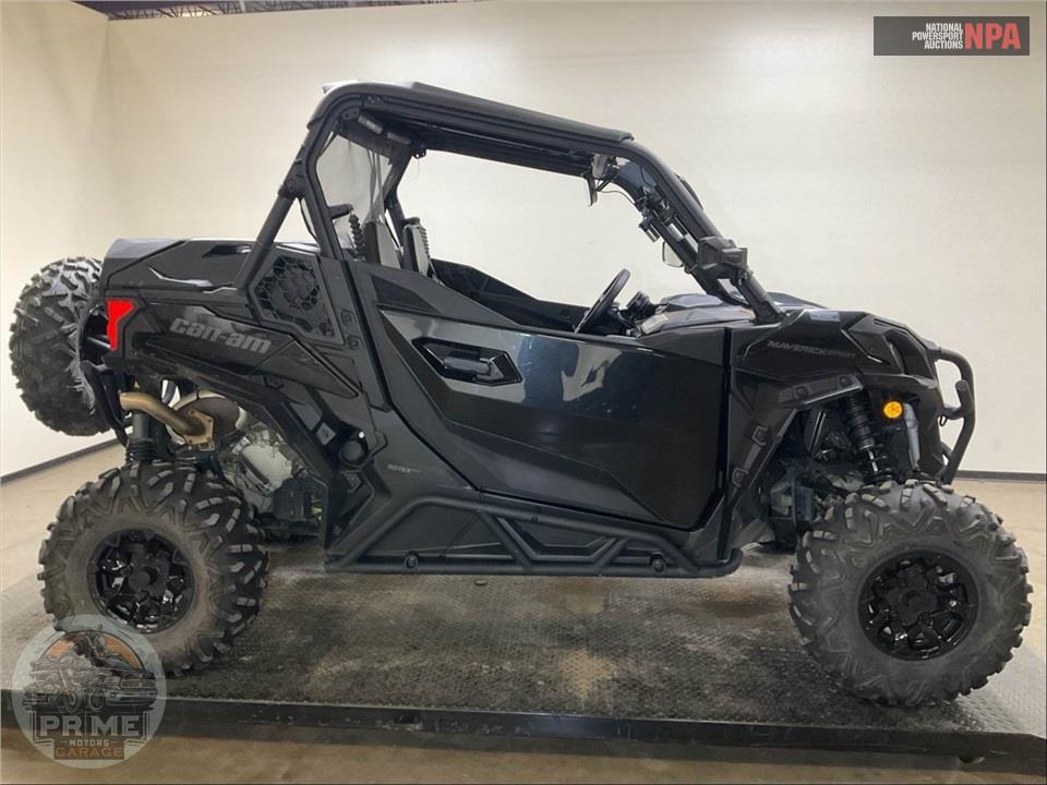 2021 Can-Am MAVERICK SPORT DPS 1000R (TRIPLE BLACK) — фото 1