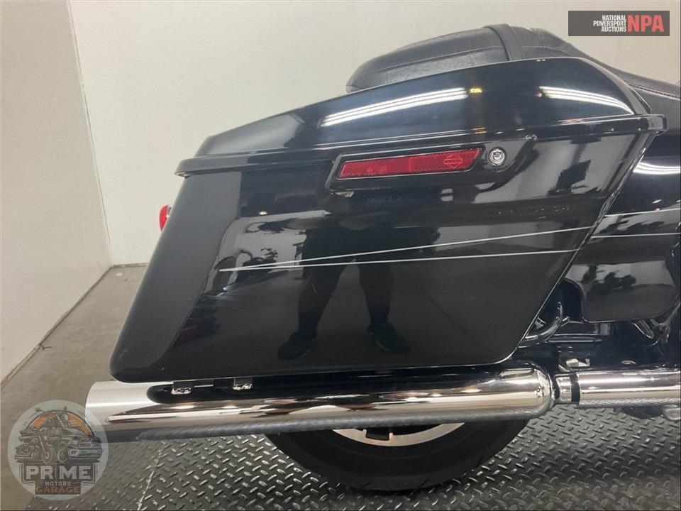 2015 Harley-Davidson FLHXS STREET GLIDE SPECIAL — фото 21