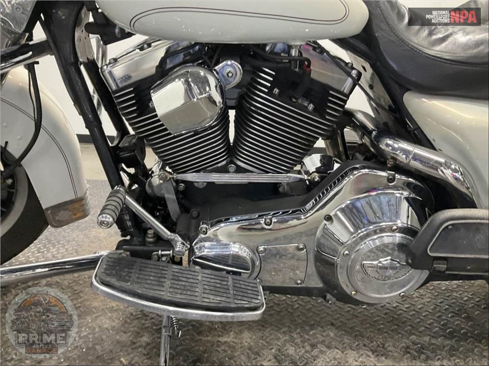 2003 Harley-Davidson FLHTCUI ULTRA CLASSIC ELECTRA GLIDE — фото 7