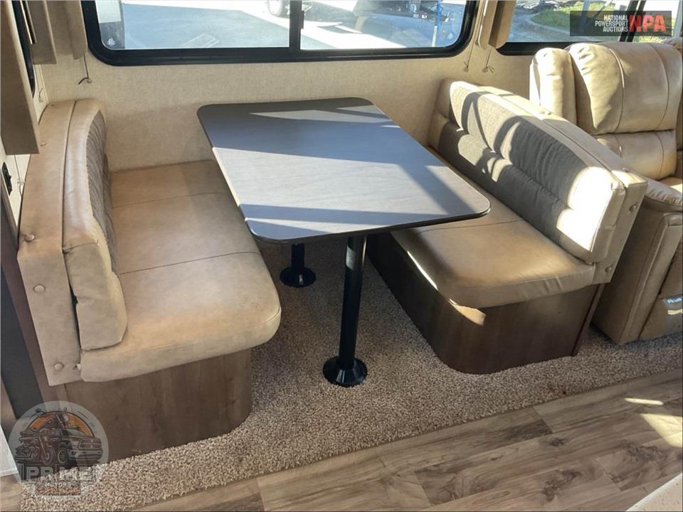2018 Keystone Rv M-368 MBI - COUGAR FIFTH WHEEL SERIES — фото 12