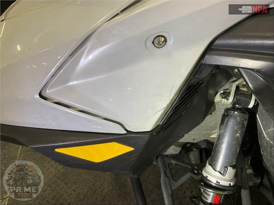 2025 Ski-Doo Summit Adrenaline 154 850 E-TEC PowderMax Light FlexEdge 2.5" SHOT — фото 10