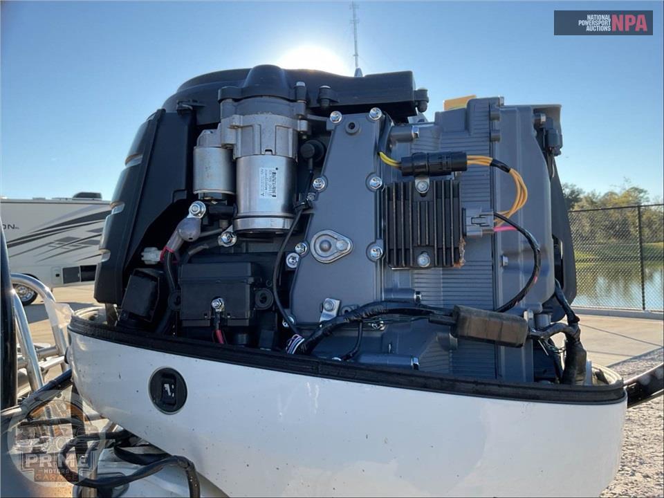 2023 Lexington Pontoons 321 ULTRA 3 SERIES L=22/E=1-90HP SUZUKI OB — фото 7