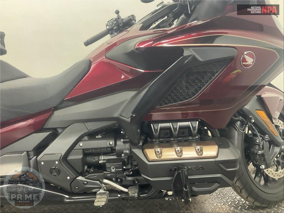 2025 Honda GOLD WING TOUR 50TH ANNIVERSARY — фото 6