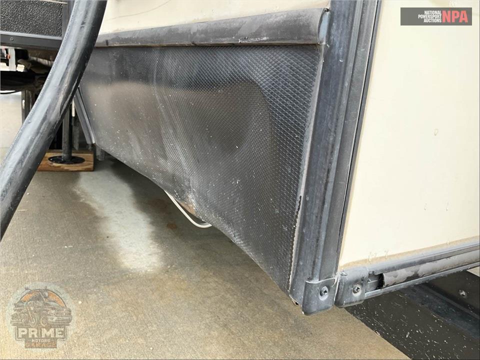 2018 Keystone Rv M-32 RLI - COUGAR X-LITE SERIES — фото 20