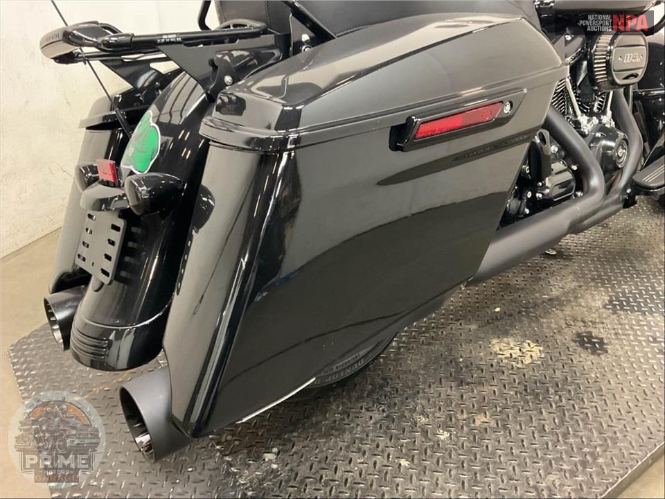 2023 Harley-Davidson FLTRXS ROAD GLIDE SPECIAL — фото 19