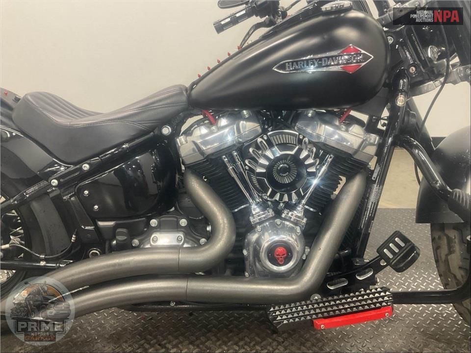 2019 Harley-Davidson FLSL SOFTAIL SLIM — фото 6