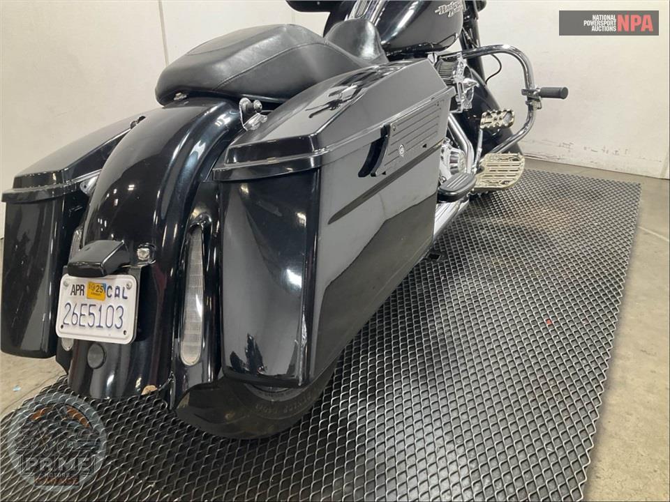 2013 Harley-Davidson FLHX STREET GLIDE — фото 26