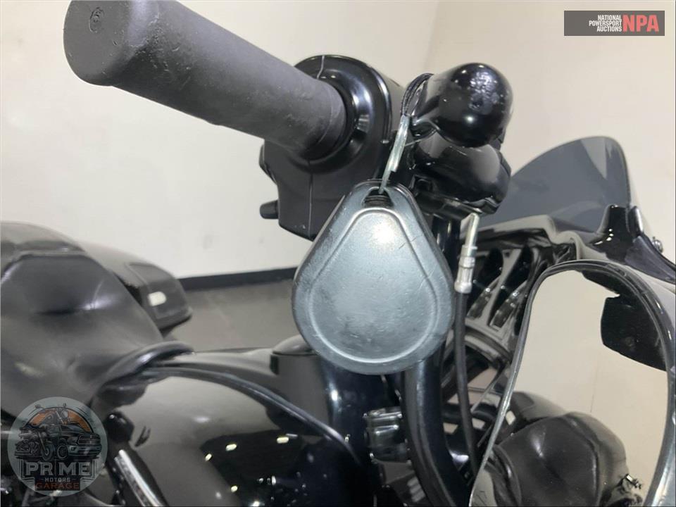 2020 Harley-Davidson FLHXS STREET GLIDE SPECIAL — фото 13