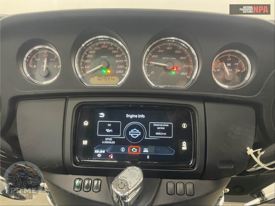 2024 Harley-Davidson FLHTCUTG TRI GLIDE ULTRA CLASSIC — фото 5