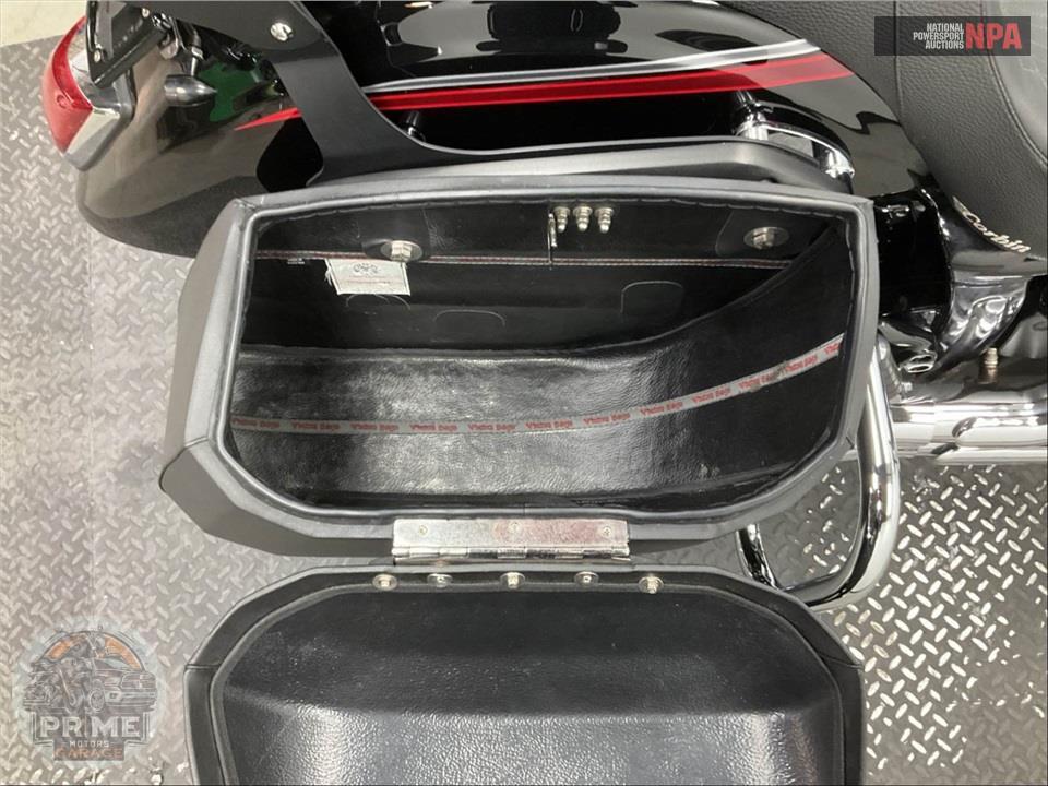 2013 Yamaha XVS13ADB/C V-STAR 1300 — фото 23