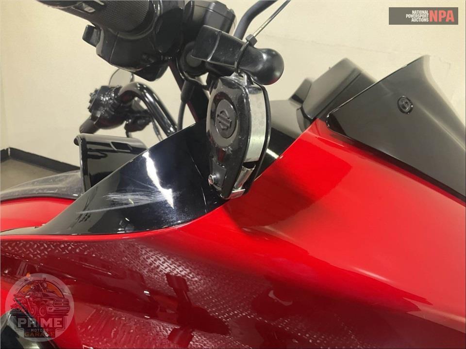 2025 Harley-Davidson FLTRXSTSE CVO ROAD GLIDE ST — фото 10