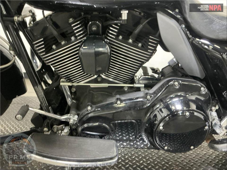 2012 Harley-Davidson FLHTP POLICE ELECTRA GLIDE — фото 7