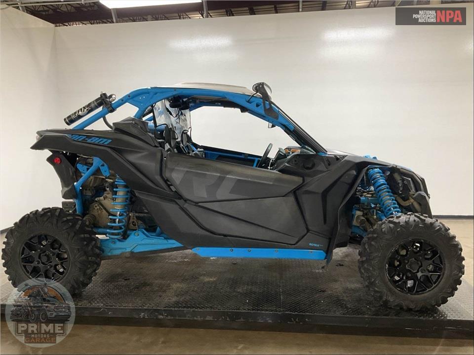 2019 Can-Am MAVERICK X3 X RC TURBO R — фото 1