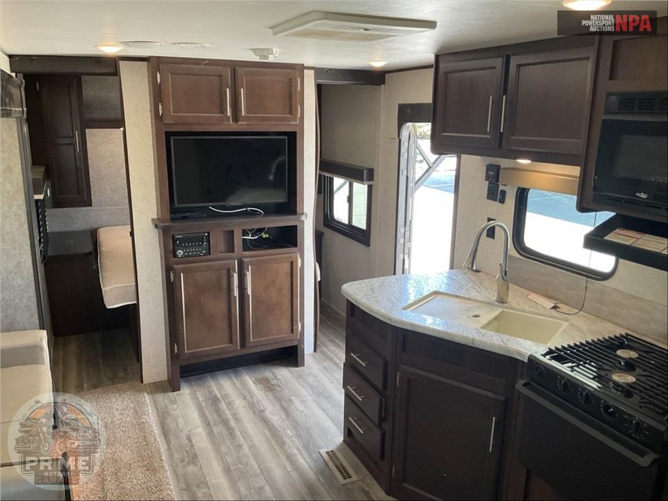 2019 Jayco M-267 BHSW - JAY FLIGHT SLX ROCKY MTN EDITION SERIES — фото 8