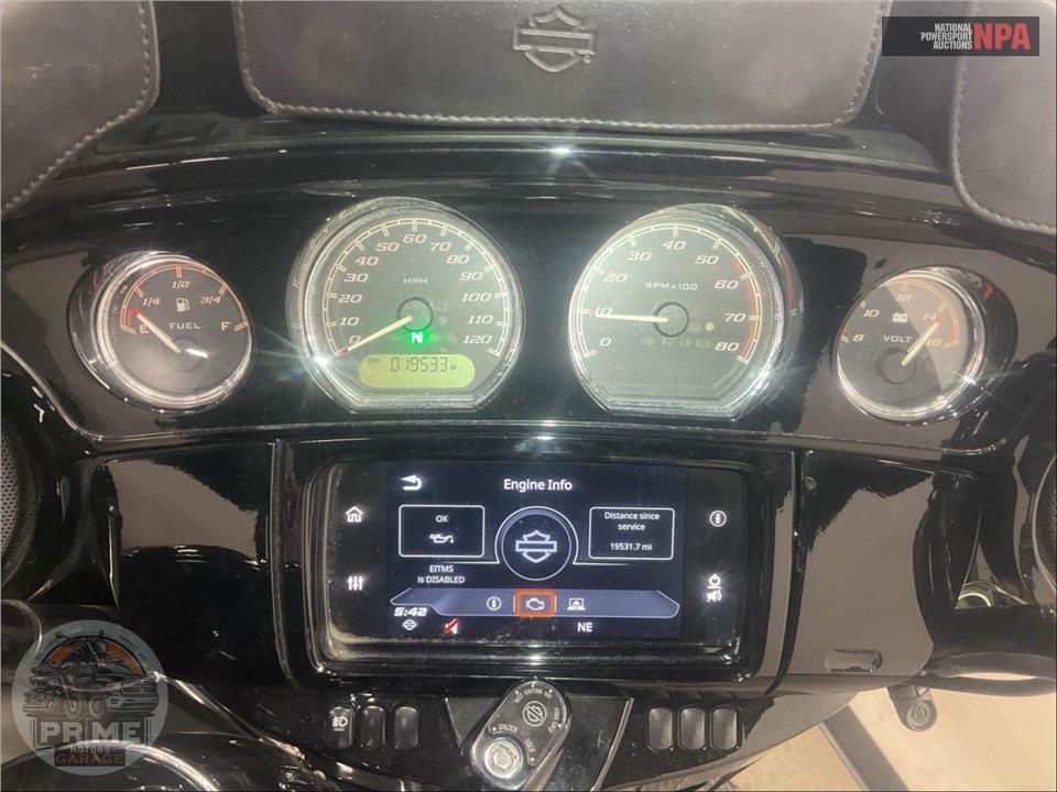2019 Harley-Davidson FLHXS STREET GLIDE SPECIAL — фото 5