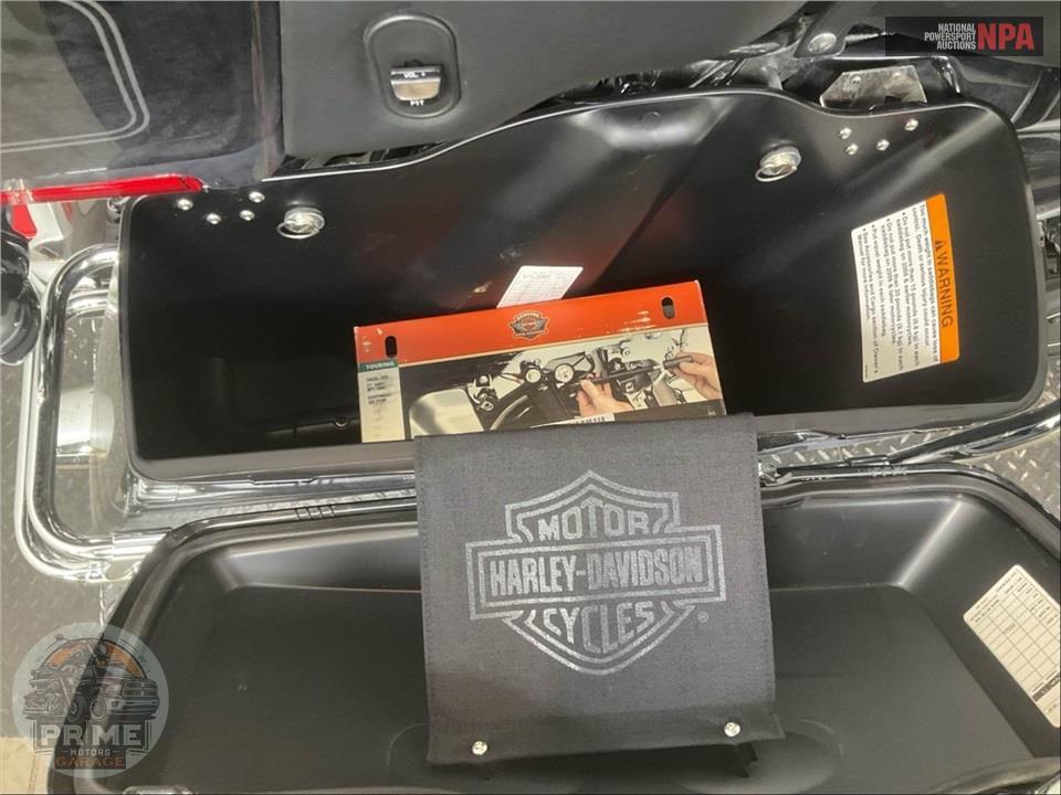 2012 Harley-Davidson FLHTCU UL CLSC EL GLIDE — фото 24