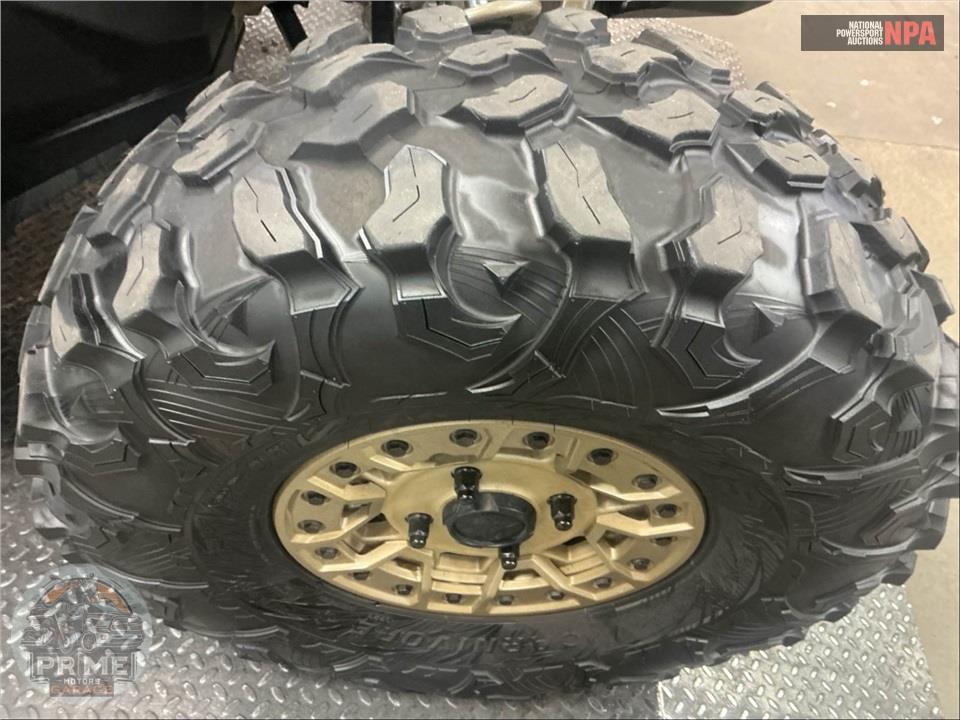 2024 Can-Am MAVERICK X3 X RS TURBO RR WITH SMART-SHOX — фото 18