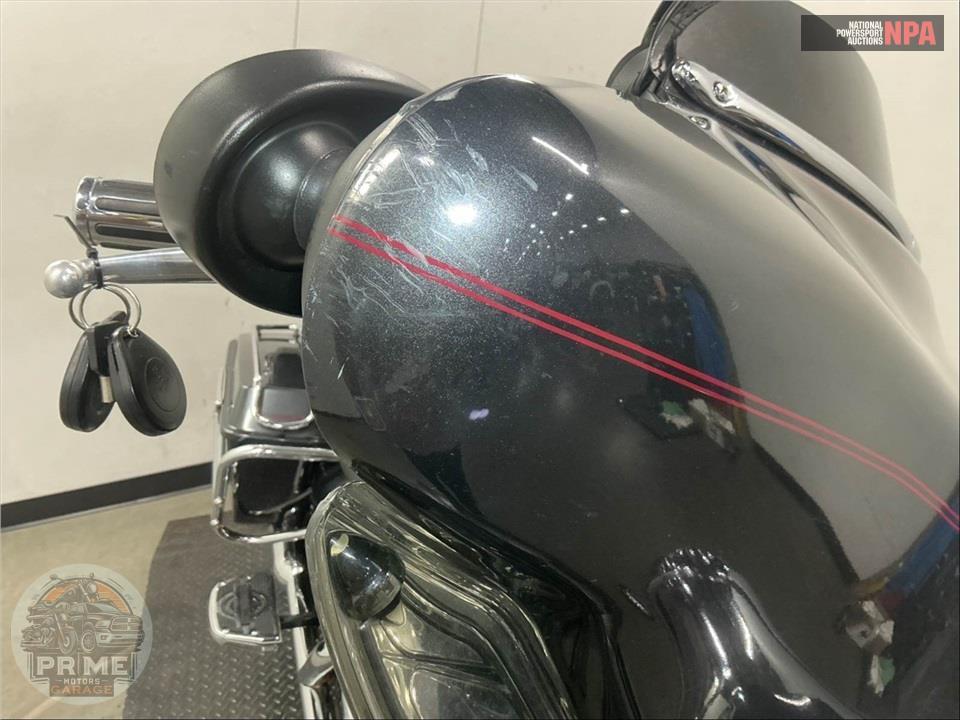 2008 Harley-Davidson FLHTCU ULTRA CLASSIC ELECTRA GLIDE — фото 16