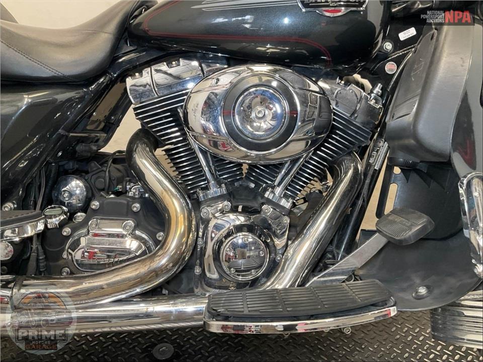 2009 Harley-Davidson FLHTCU ULTRA CLASSIC ELECTRA GLIDE — фото 6