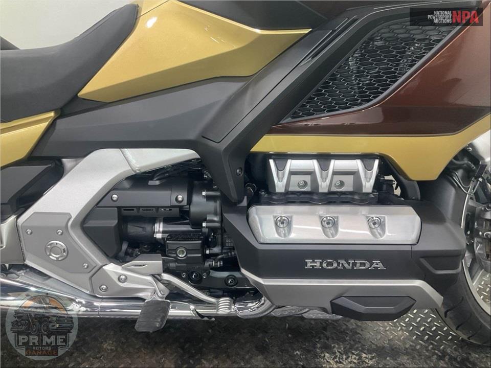 2025 Honda GOLD WING TOUR 50TH ANNIVERSARY — фото 6