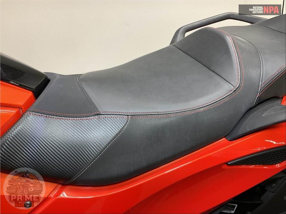 2016 Can-Am SPYDER ST-S SE5 — фото 21