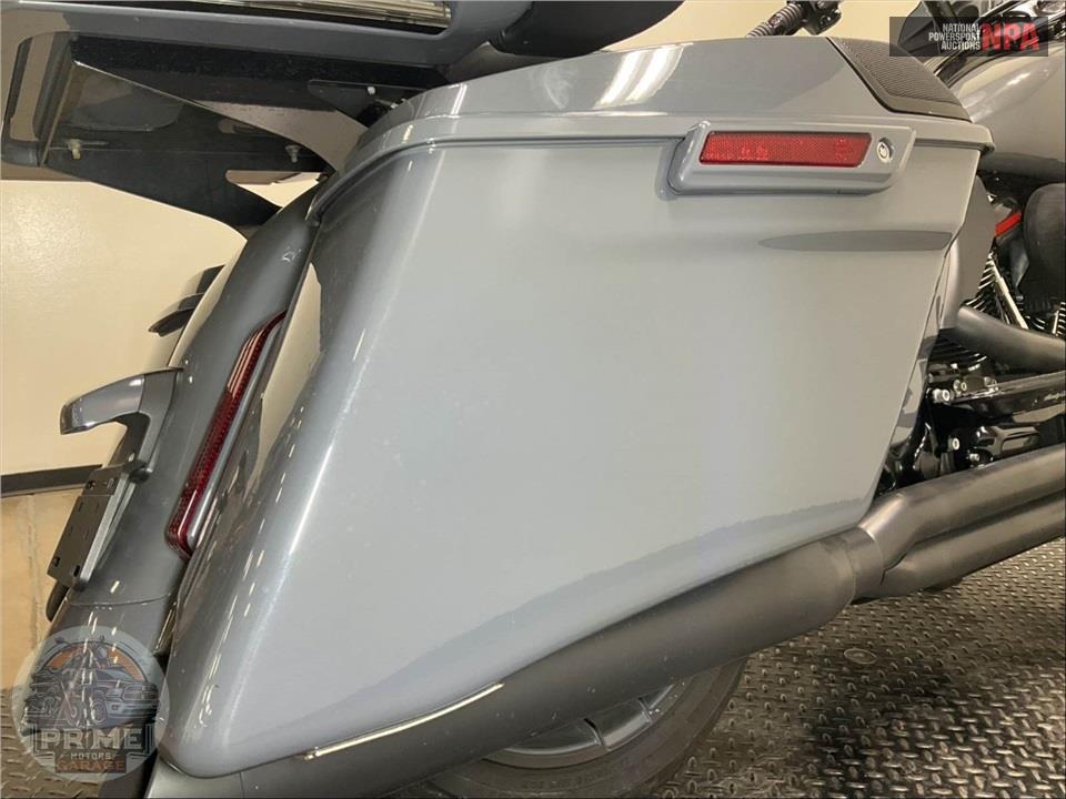 2018 Harley-Davidson FLTRXSE CVO ROAD GLIDE — фото 21