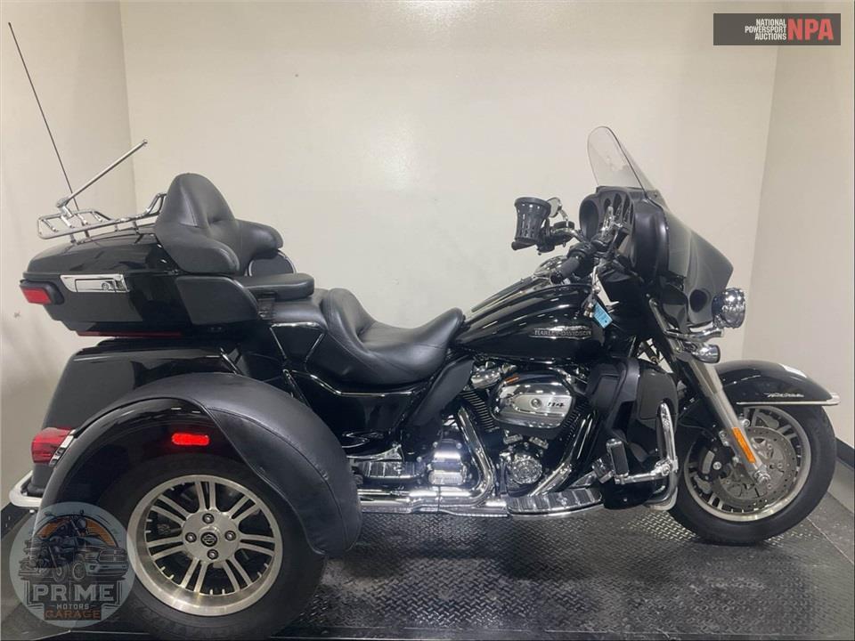2020 Harley-Davidson FLHTCUTG TRI GLIDE ULTRA — фото 1