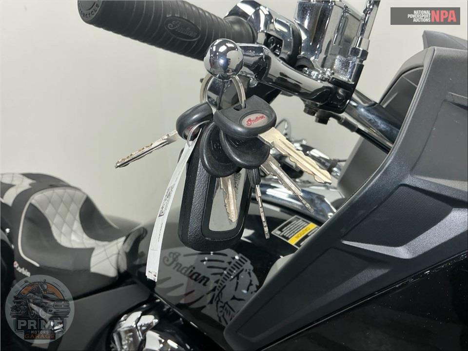 2020 Indian Motorcycle CHALLENGER LIMITED — фото 12