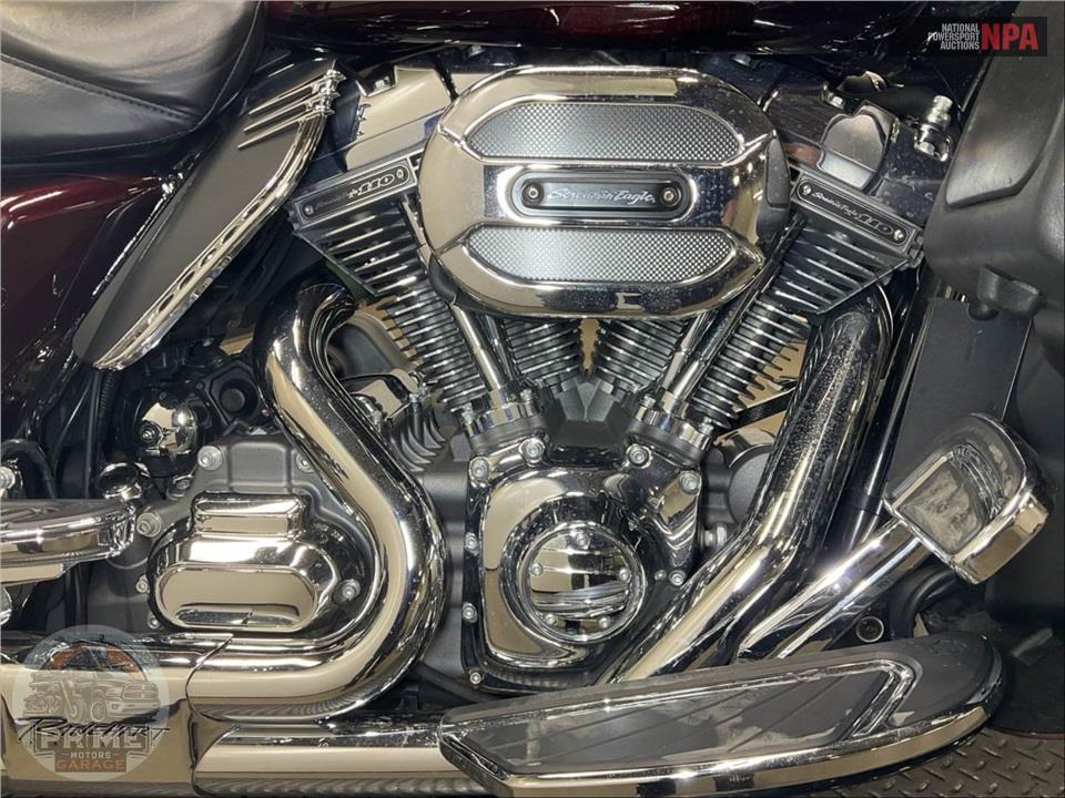 2015 Harley-Davidson FLHTKSE CVO ULTRA LIMITED — фото 6