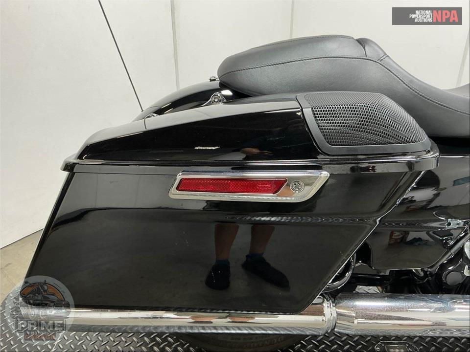 2023 Harley-Davidson FLHX STREET GLIDE — фото 17