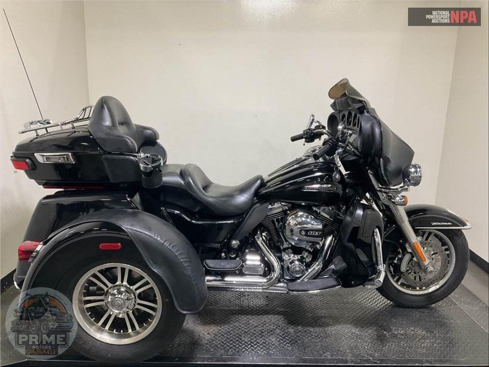 2014 Harley-Davidson FLHTCUTG TRIGLIDE ULTRA CLASSIC — фото 1