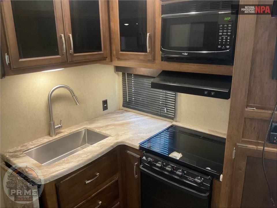 2018 Grand Design Recreational Vehicles M-230RL REFLECTION FIFTH WHEEL SERIES — фото 18