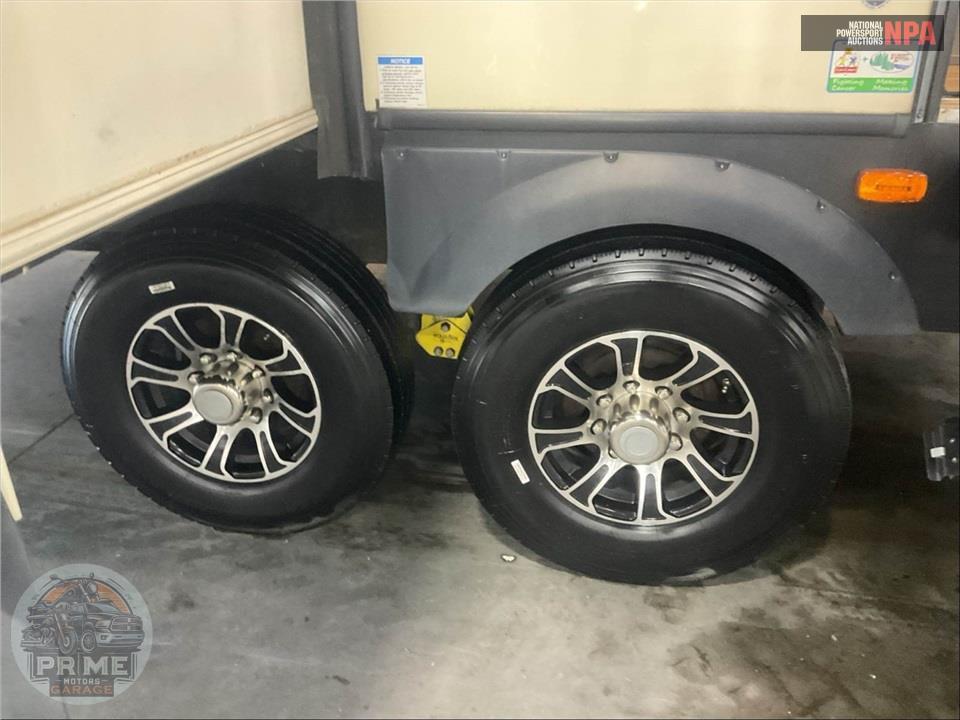 2021 Cardinal By Forest River M-377MBLE - LIMITED FIFTH WHEEL SERIES — фото 48