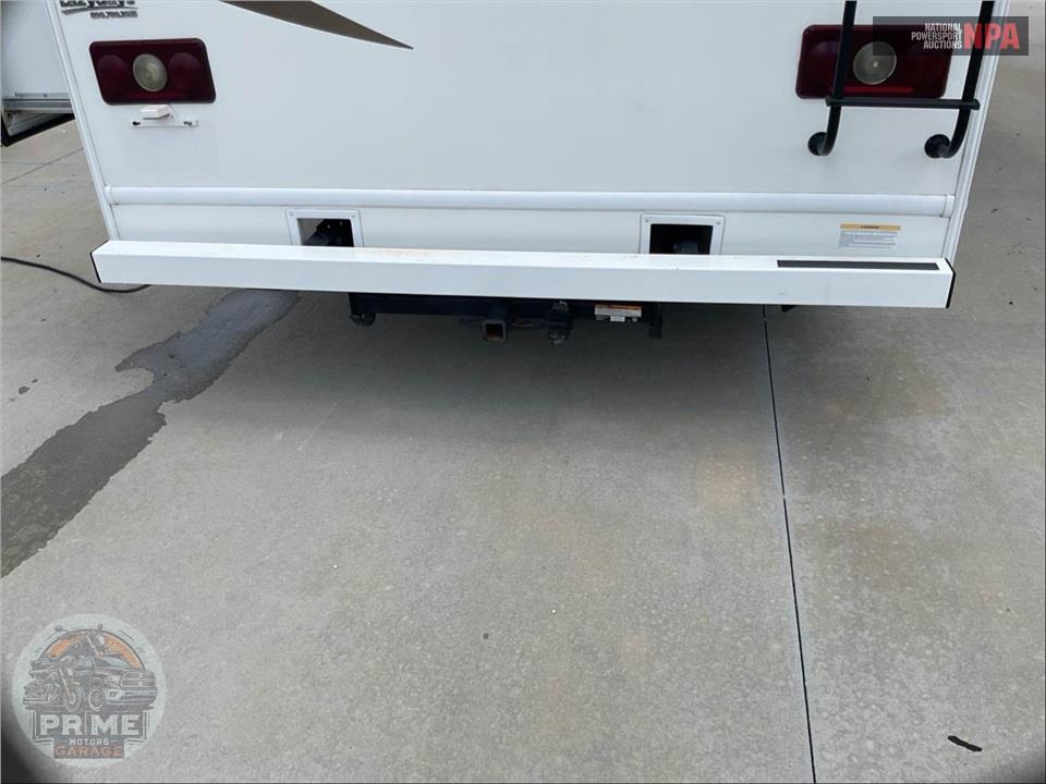 2020 Thor Motor Coach M-31W E450-V10 - FOUR WINDS SERIES — фото 61