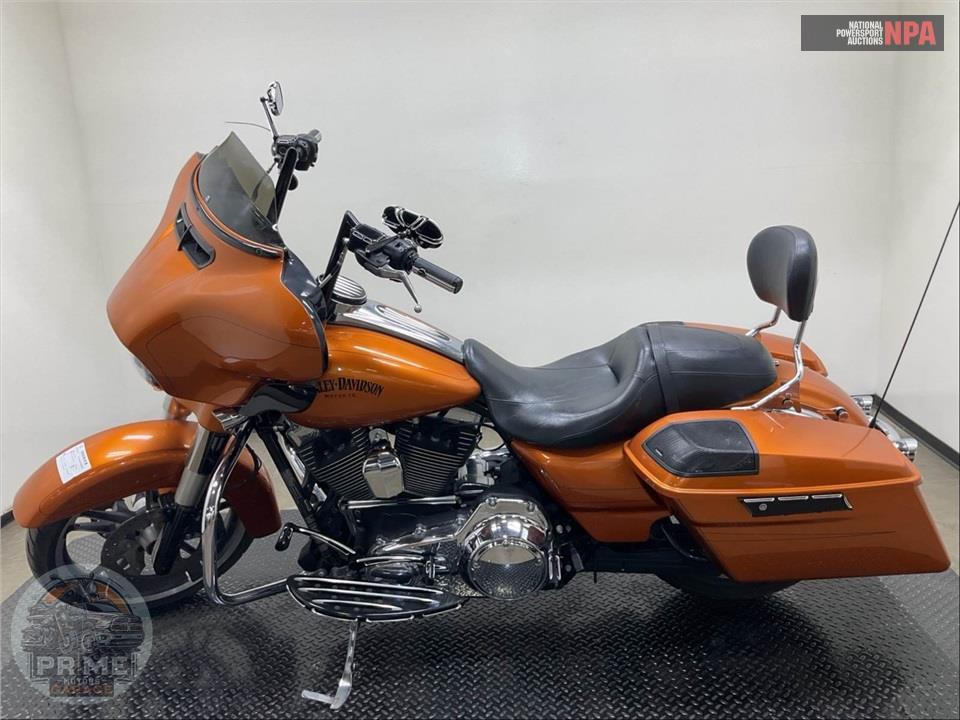 2015 Harley-Davidson FLHXS STREET GLIDE SPECIAL — фото 3