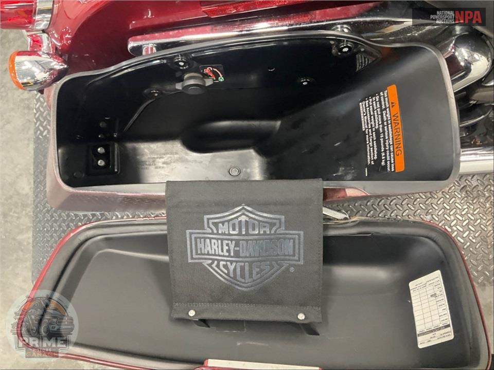 2016 Harley-Davidson FLD-103 DYNA SWITCHBACK — фото 21