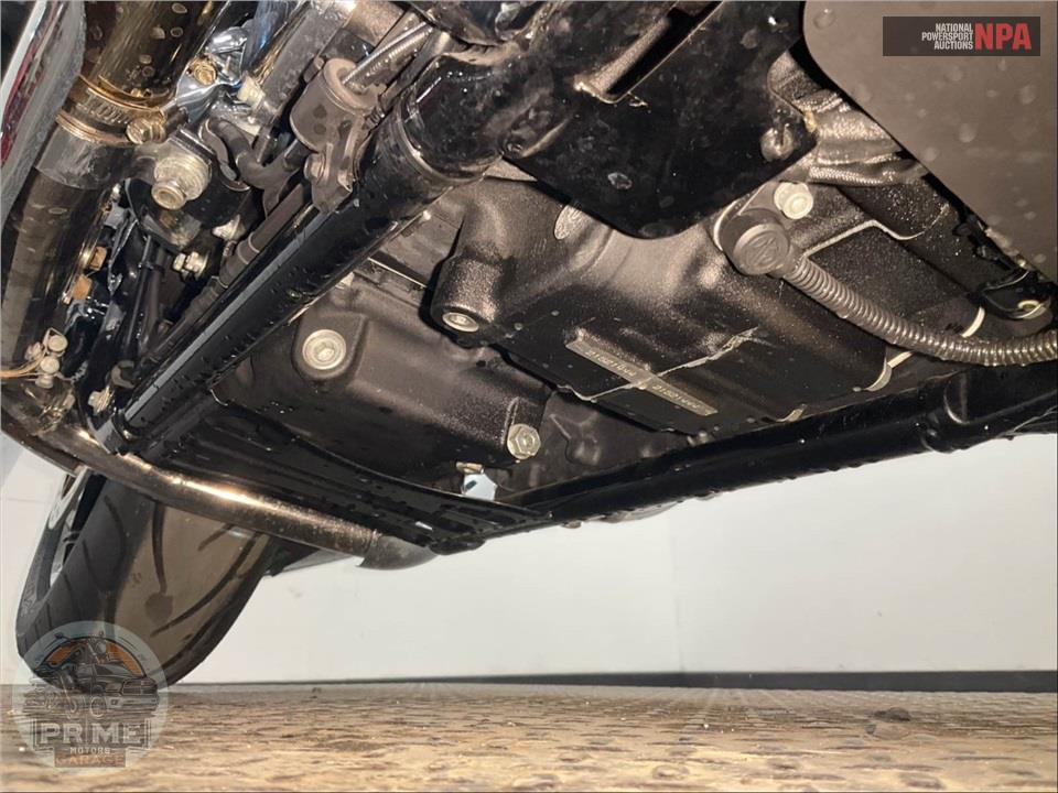 2019 Harley-Davidson FLHTK ULTRA LIMITED — фото 12