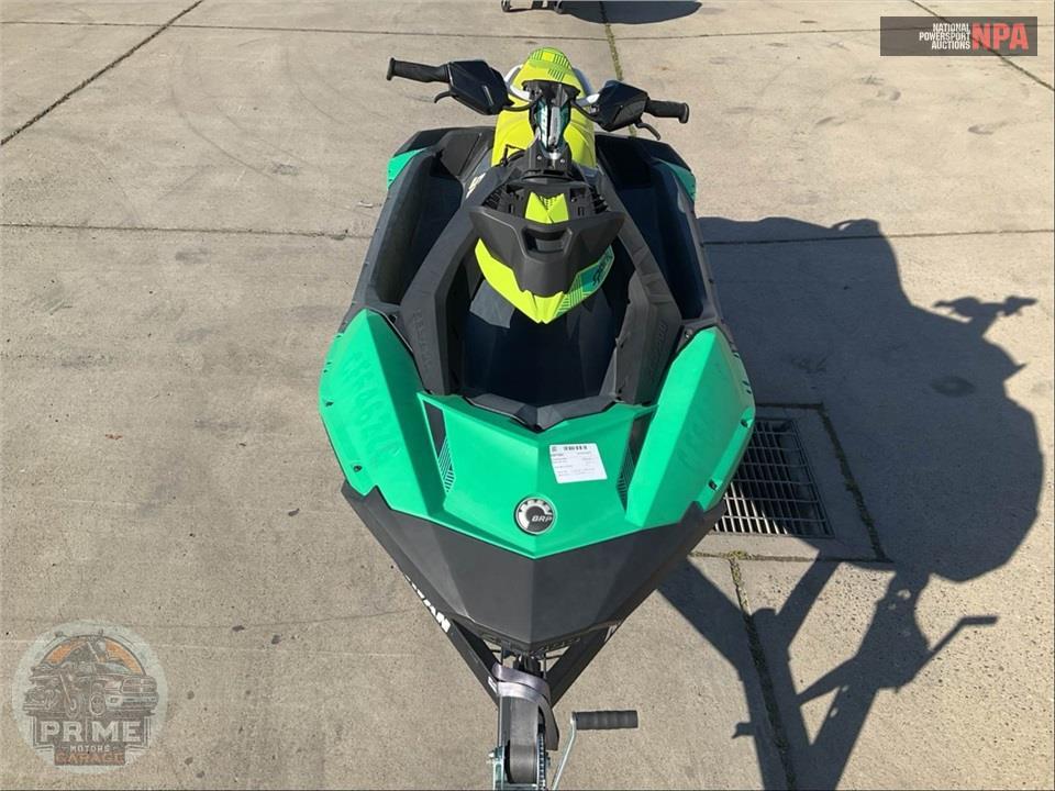 2019 Seadoo/Brp SPARK 3UP TRIXX — фото 2