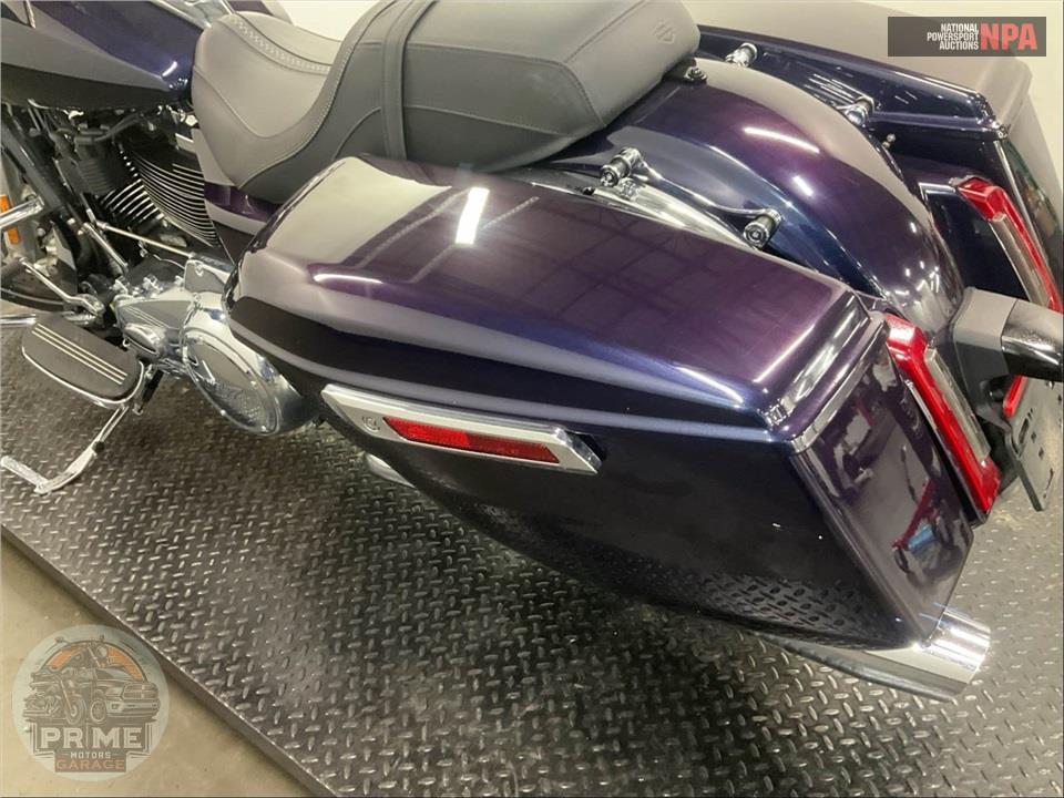 2025 Harley-Davidson FLHX STREET GLIDE — фото 15