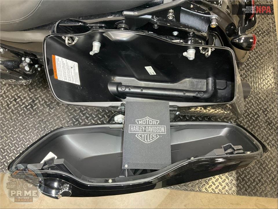 2022 Harley-Davidson FLTRXS ROAD GLIDE SPECIAL — фото 19