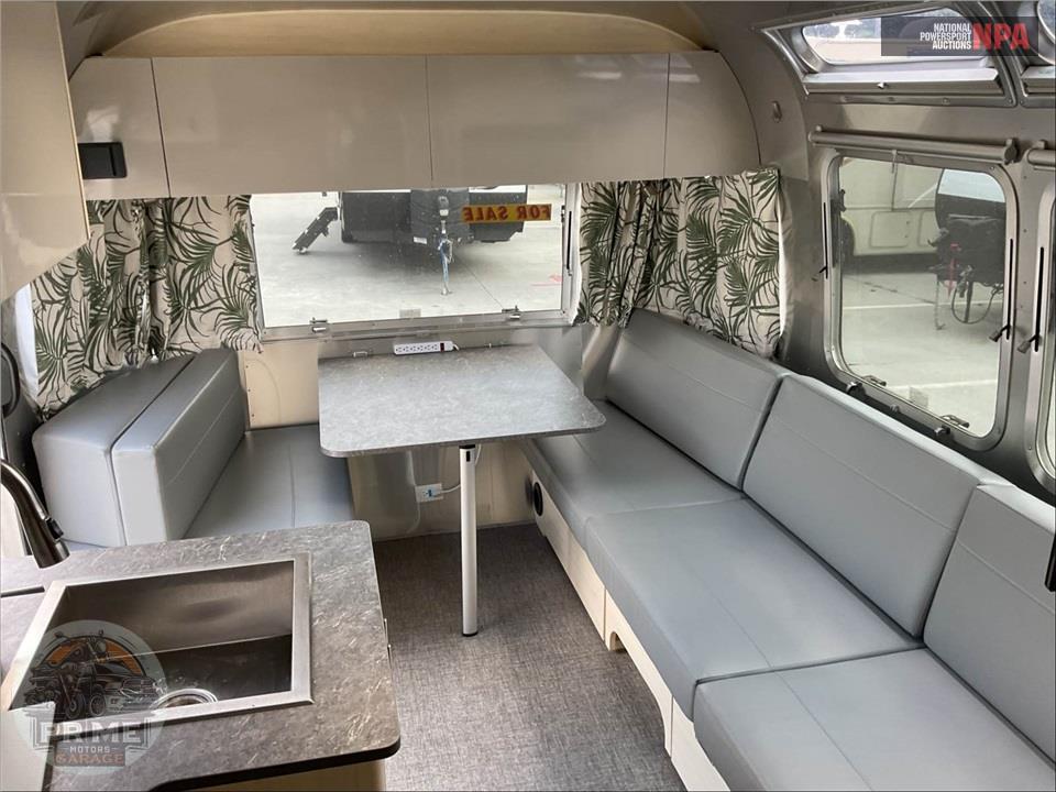 2022 Airstream M-25FB TWIN - FLYING CLOUD SERIES — фото 8