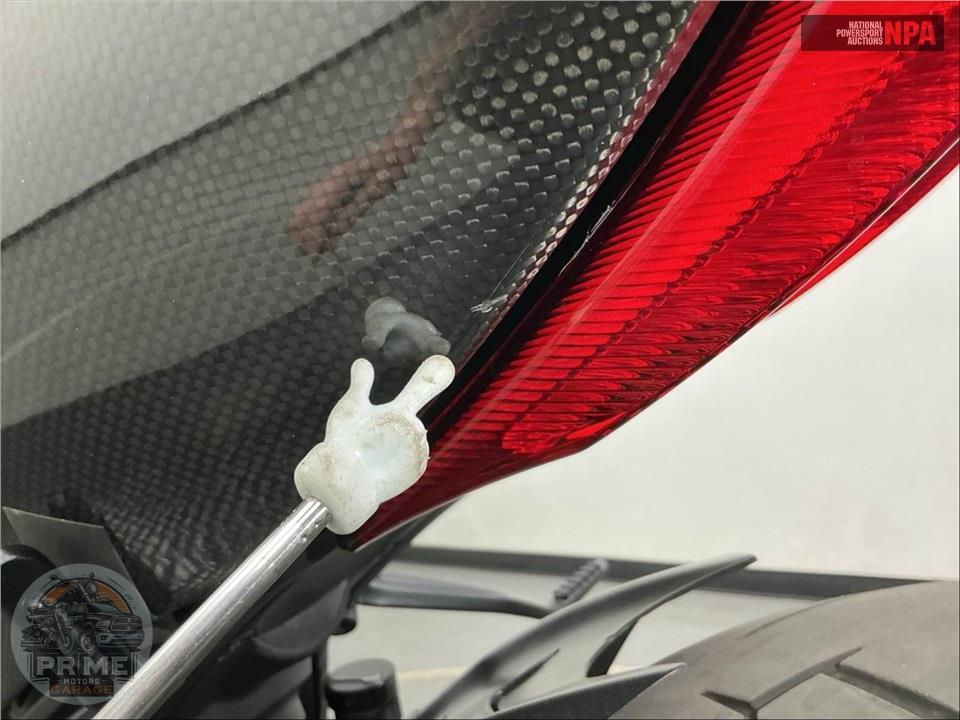 2011 Ducati DIAVEL — фото 14