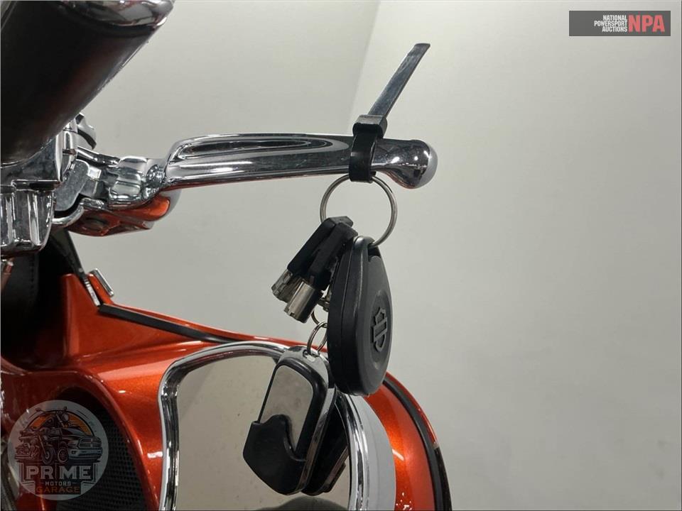 2012 Harley-Davidson FLHXSE3 SCREAMIN EAGLE — фото 12