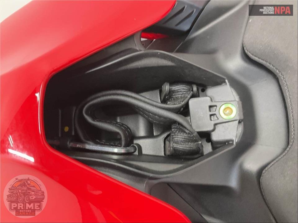 2021 Ducati PANIGALE V4 — фото 13