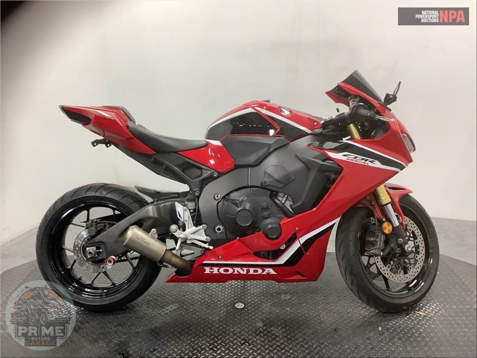 2018 Honda CBR1000RR — фото 1