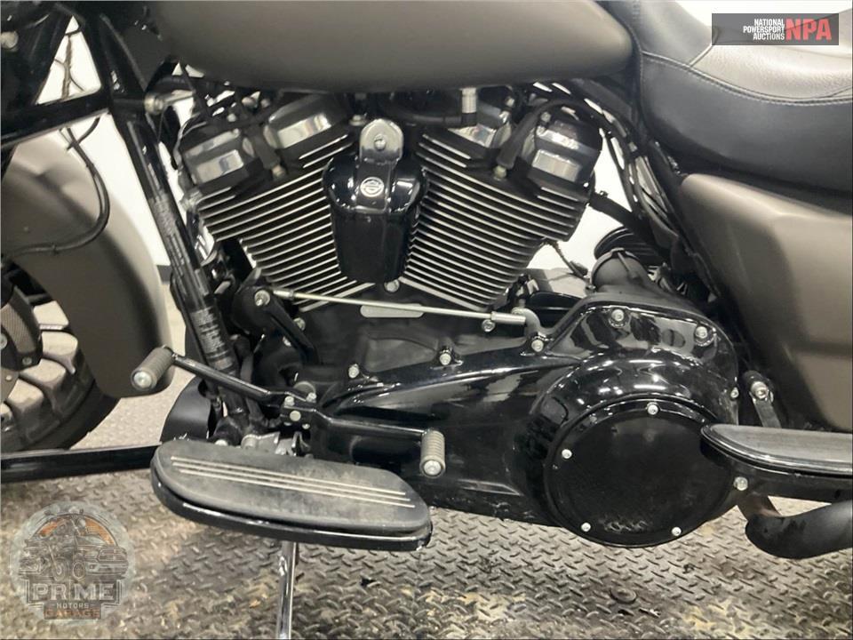 2018 Harley-Davidson FLHRXS ROAD KING SPECIAL — фото 7