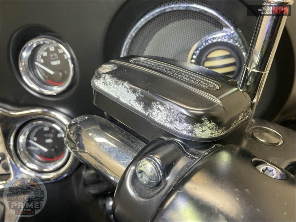 2012 Harley-Davidson FLHTCUTG TRIGLIDE UL CLSC — фото 36